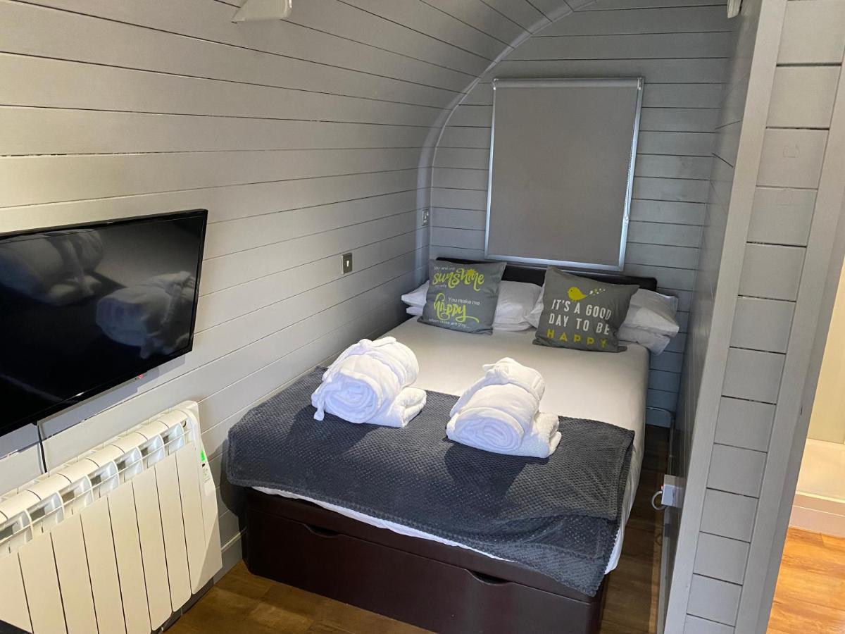Highland Stays - Ben View Studio Pod & Jacuzzi Bath 포트 윌리엄 외부 사진